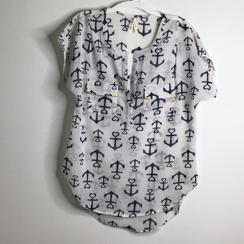 Live 4 Truth anchor blouse. White and Navy